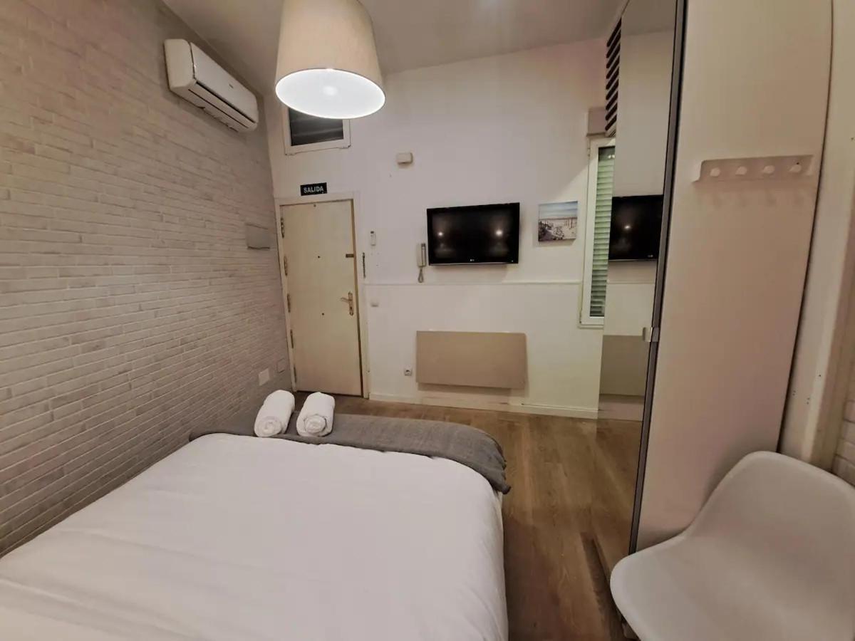 Cosy Apartamento En La Latina Madrid Exterior photo